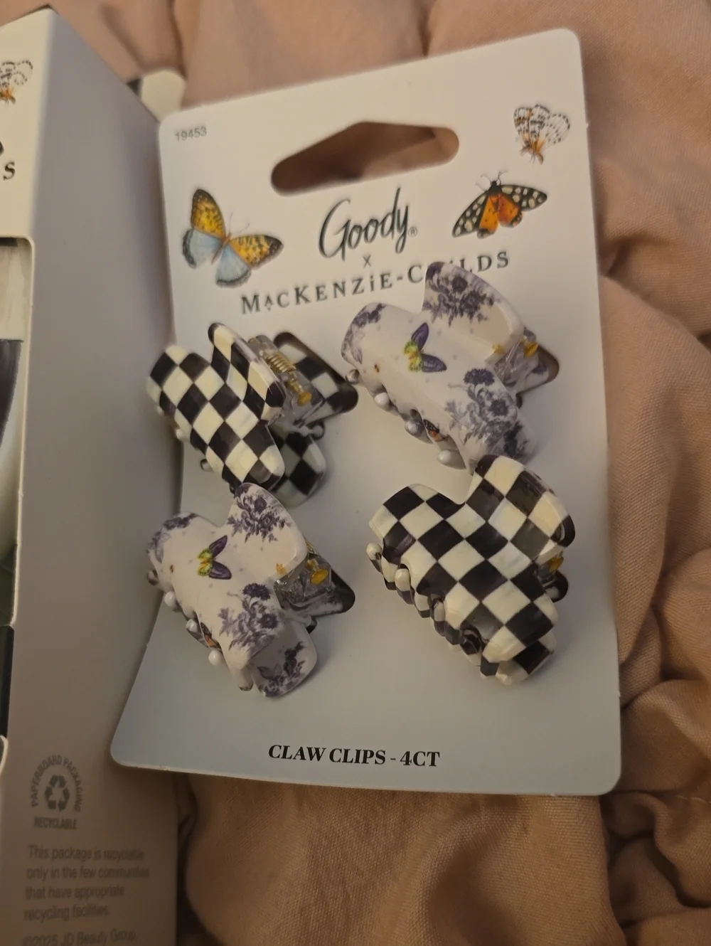 Mackenzie Childs Wet Brush Mini Detangler And Goody Mini Claw Clips